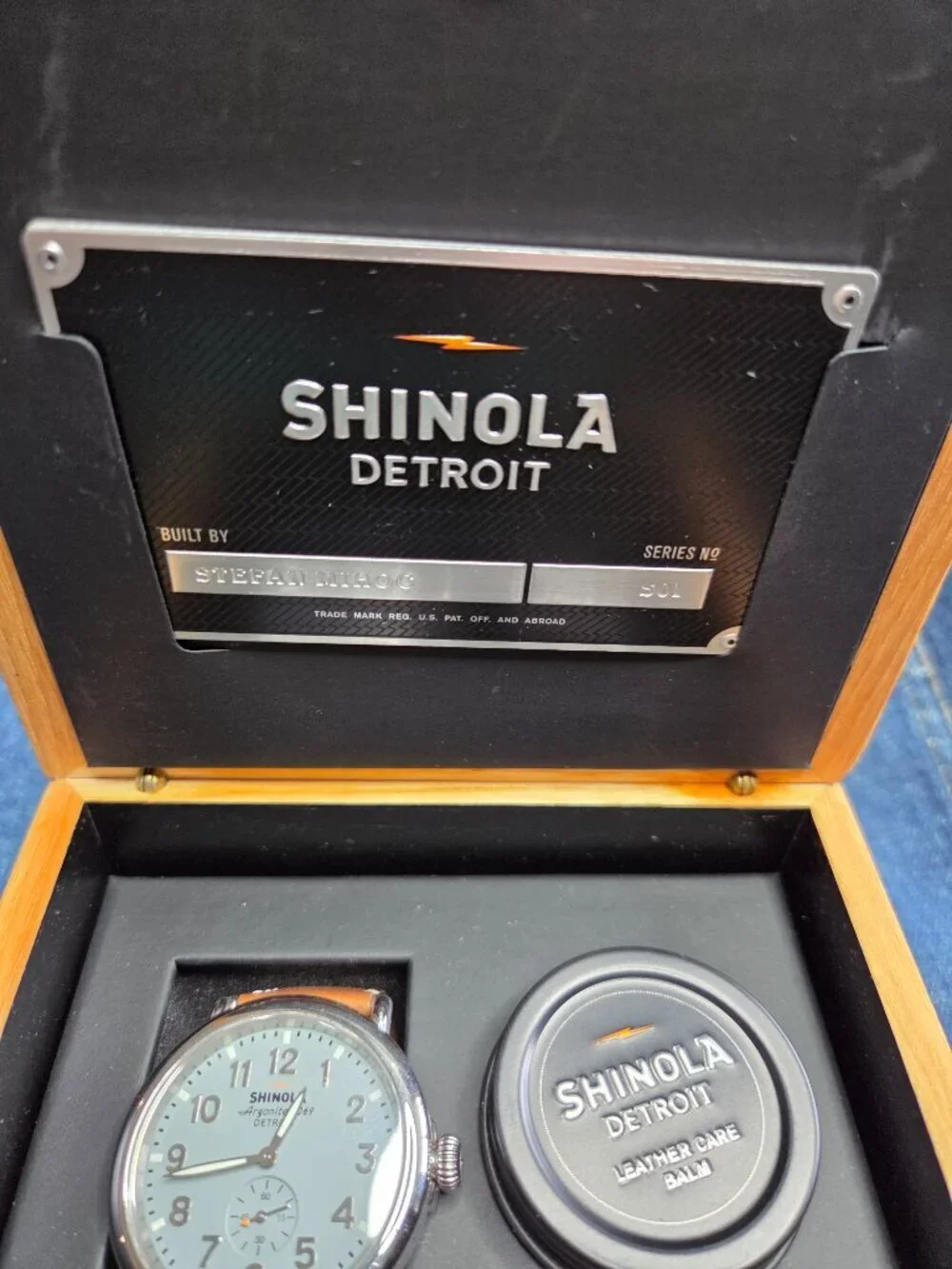Shinola men can